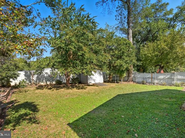 6812 Chestnut Avenue, Falls Church VA 22042