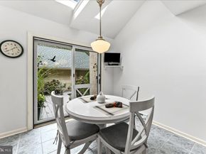19 Toft Woods Way, Media PA 19063