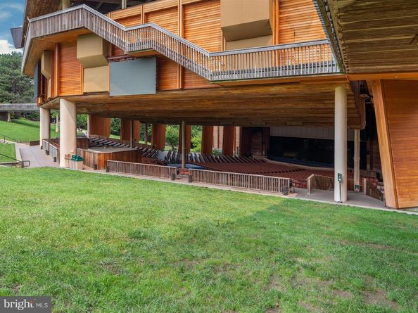 3557 Orchid Pond Way, Oakton VA 22124