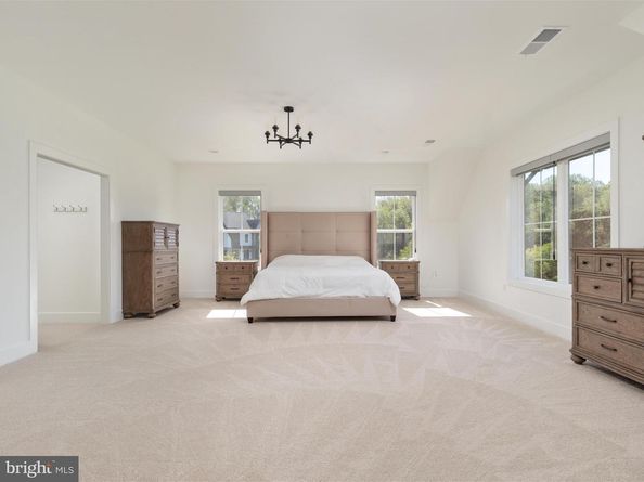 3557 Orchid Pond Way, Oakton VA 22124