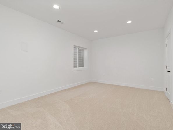 3557 Orchid Pond Way, Oakton VA 22124