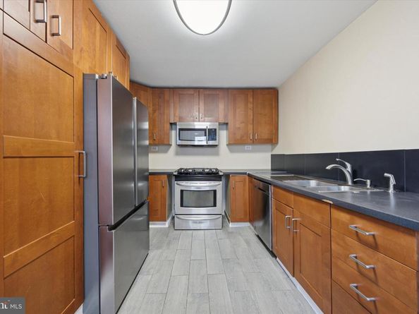 45 S Sycamore Avenue, Clifton Heights PA 19018