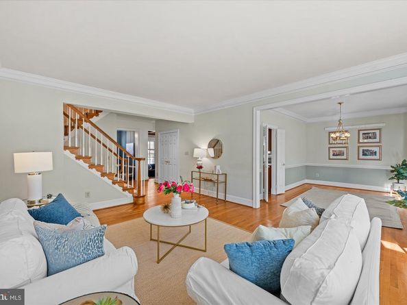 8025 Rising Ridge Road, Bethesda MD 20817