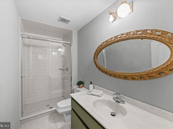 8025 Rising Ridge Road, Bethesda MD 20817