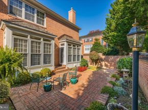 8025 Rising Ridge Road, Bethesda MD 20817