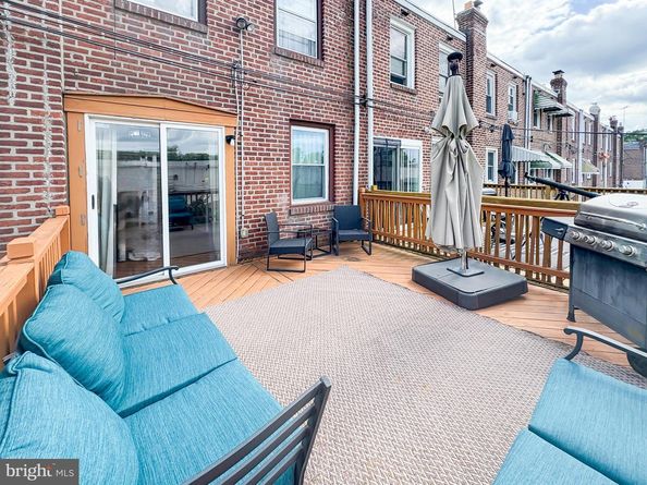 7661 Overbrook Avenue, Philadelphia PA 19151