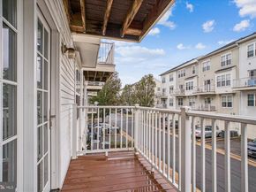 8085 Gatehouse Road 4, Falls Church VA 22042