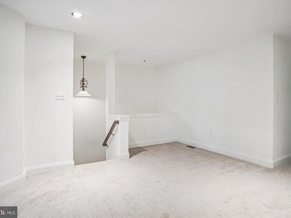 8085 Gatehouse Road 4, Falls Church VA 22042