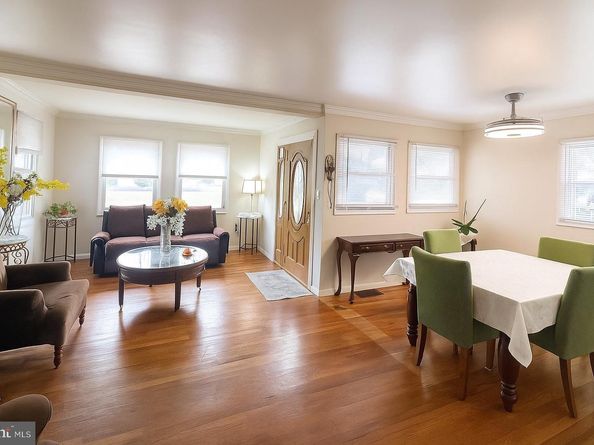 6430 Maplewood Drive, Falls Church VA 22041