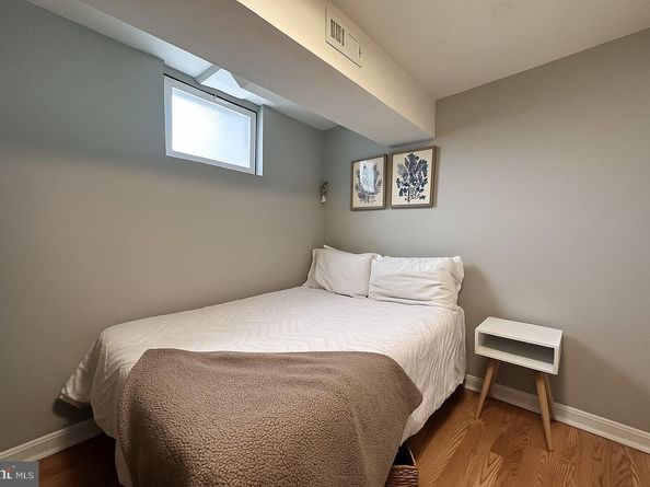 6430 Maplewood Drive, Falls Church VA 22041