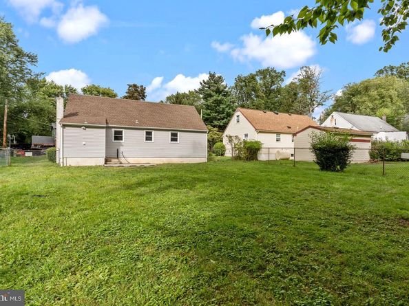 387 Larchwood Avenue, Feasterville Trevose PA 19053