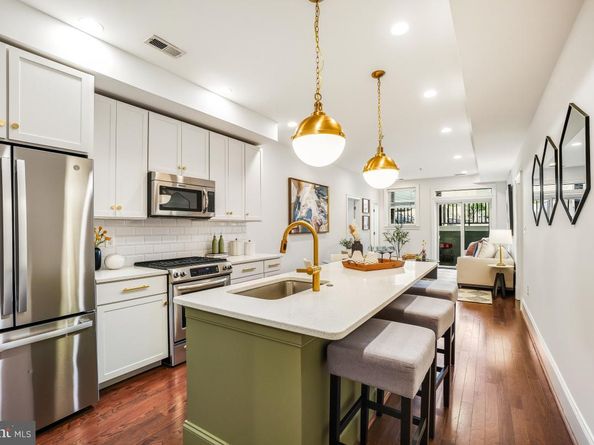 321 18TH Street SE 2, Washington DC 20003