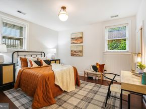 321 18TH Street SE 2, Washington DC 20003