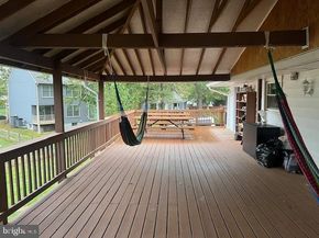 304 E Gordon Street E, Sterling VA 20164
