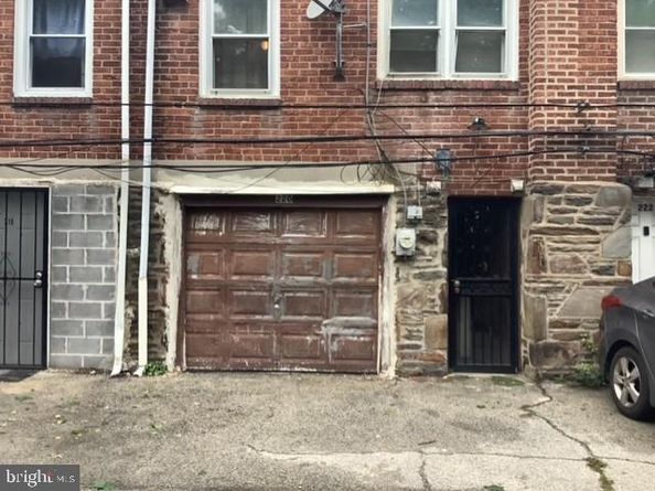 220 Weymouth Road, Darby PA 19023