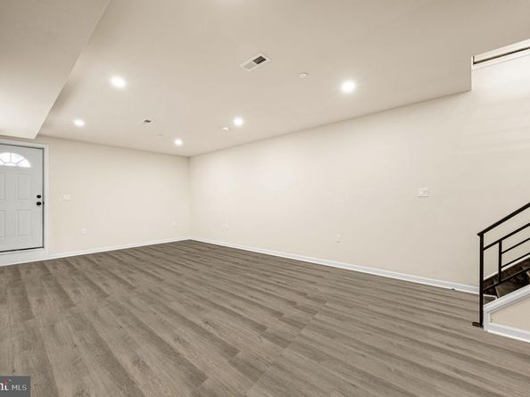 4828 Greenway Avenue, Philadelphia PA 19143