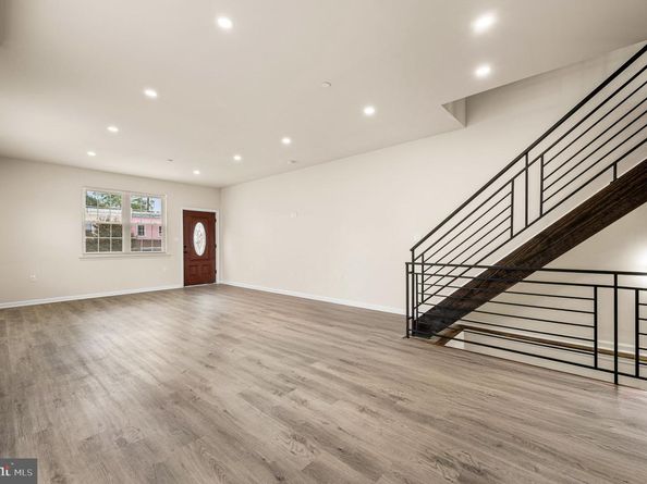 4828 Greenway Avenue, Philadelphia PA 19143