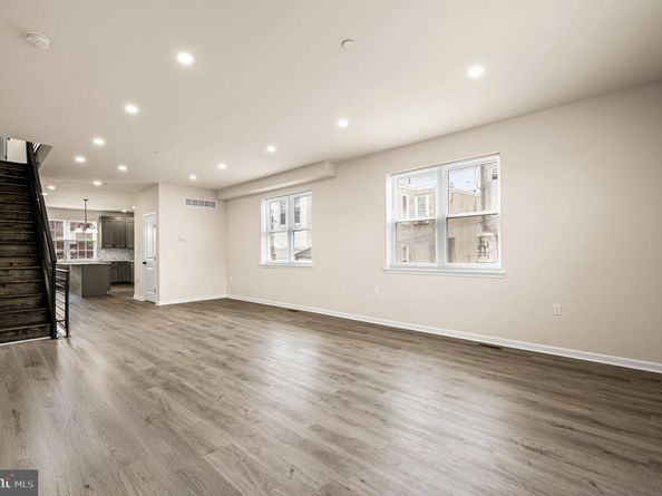 4828 Greenway Avenue, Philadelphia PA 19143