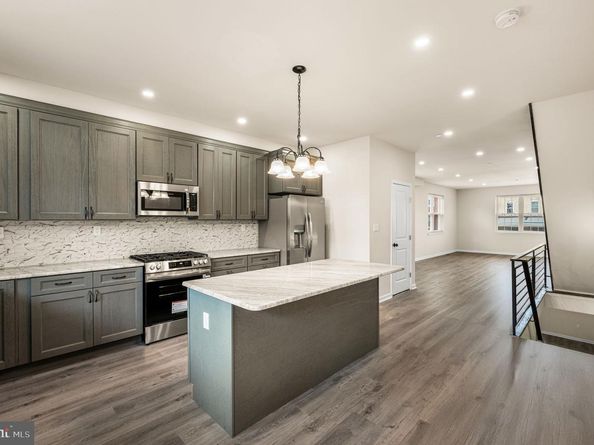 4828 Greenway Avenue, Philadelphia PA 19143