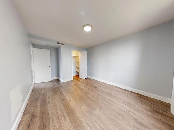 4600 Duke Street 431, Alexandria VA 22304