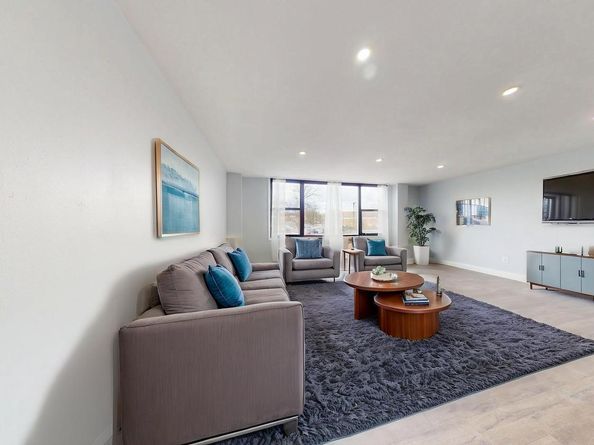 4600 Duke Street 431, Alexandria VA 22304