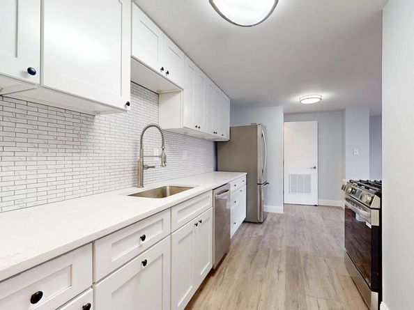 4600 Duke Street 431, Alexandria VA 22304