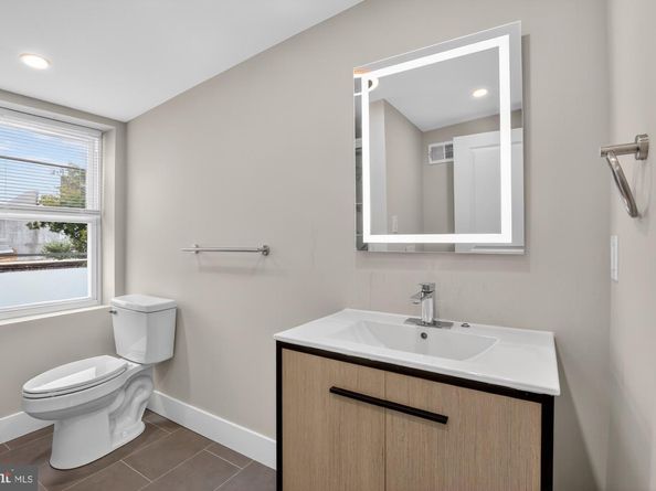 2467 Amber Street, Philadelphia PA 19125