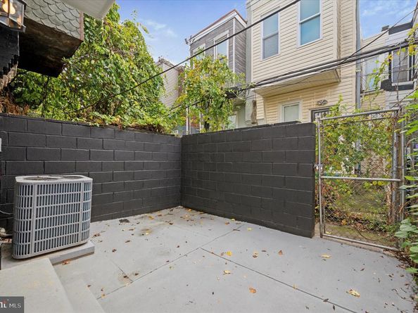 2816 W Albert Street, Philadelphia PA 19132