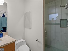 1817 Swann Street NW B, Washington DC 20009