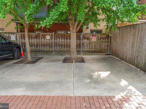 1817 Swann Street NW B, Washington DC 20009