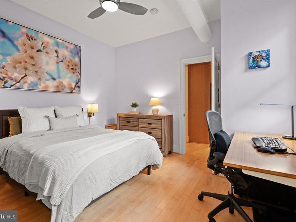 1817 Swann Street NW B, Washington DC 20009