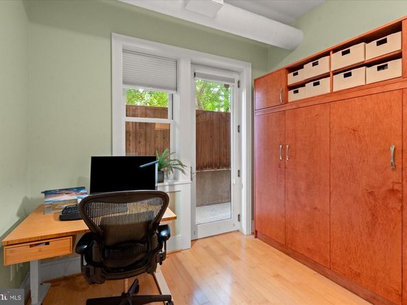 1817 Swann Street NW B, Washington DC 20009