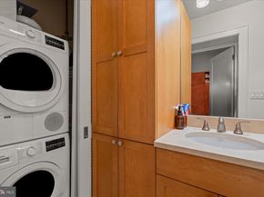 1817 Swann Street NW B, Washington DC 20009
