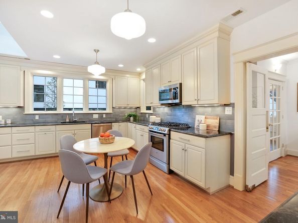 3113 44TH Street NW, Washington DC 20016