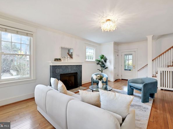 3113 44TH Street NW, Washington DC 20016
