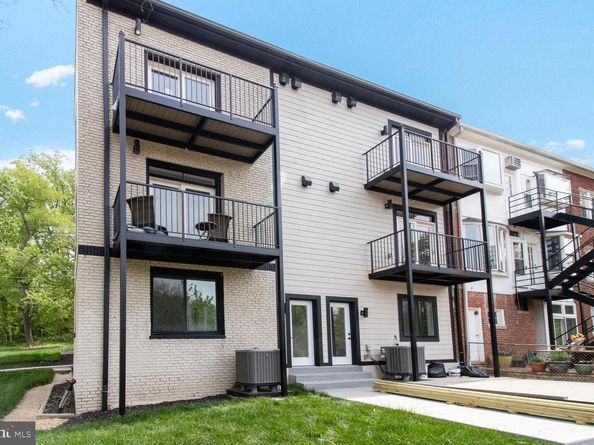 2524 41st Street NW 1, Washington DC 20007