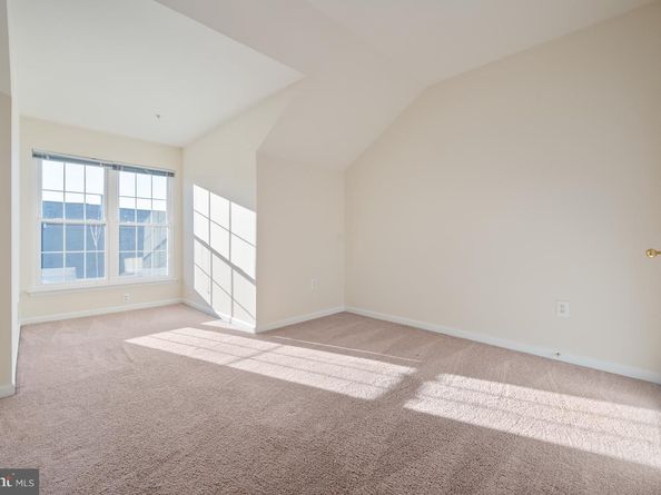 5818 Cowling Court, Alexandria VA 22304