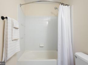 5818 Cowling Court, Alexandria VA 22304