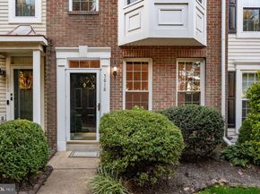 5818 Cowling Court, Alexandria VA 22304