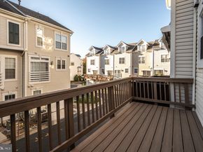 5818 Cowling Court, Alexandria VA 22304