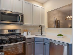 5818 Cowling Court, Alexandria VA 22304