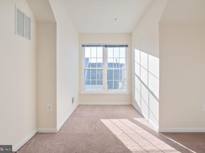 5818 Cowling Court, Alexandria VA 22304