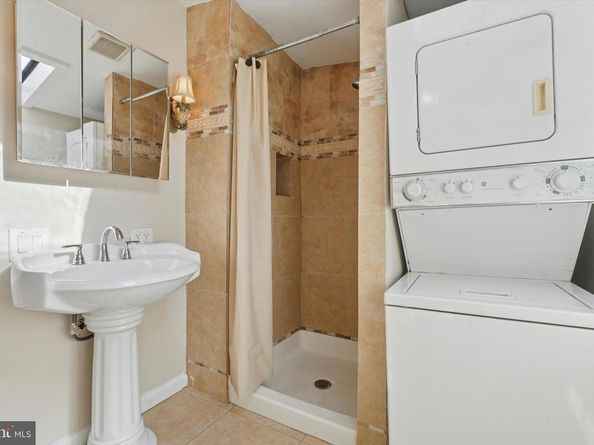 141 Leverington Avenue, Philadelphia PA 19127