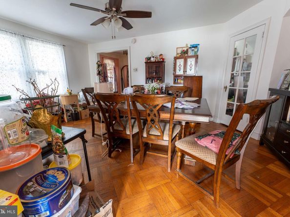 942. E Dorset Street, Philadelphia PA 19150