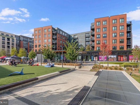 7175 12TH Street NW 214, Washington DC 20012