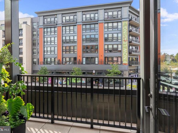 7175 12TH Street NW 214, Washington DC 20012