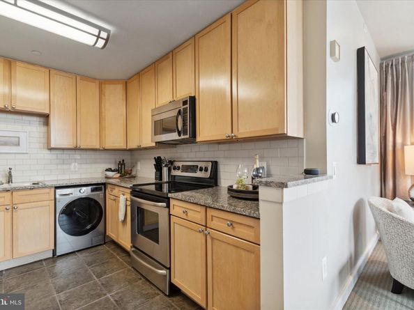 111 S 15TH Street 2303, Philadelphia PA 19102