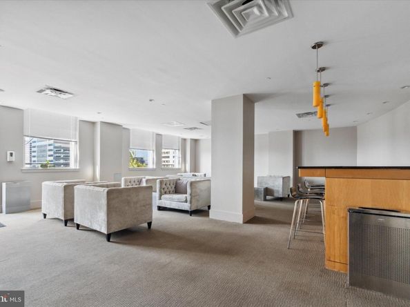 111 S 15TH Street 2303, Philadelphia PA 19102