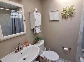 1002 Brookwood Lane, Glenolden PA 19036