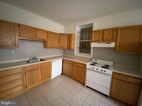 1617 W Oxford Street, Philadelphia PA 19121